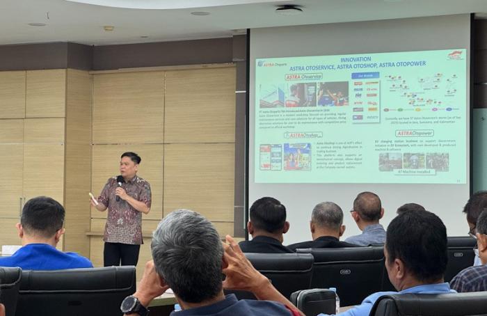 Program Advance Club merupakan salah satu program Yayasan Astra yang ditujukan bagi UMKM binaan yang telah mandiri.