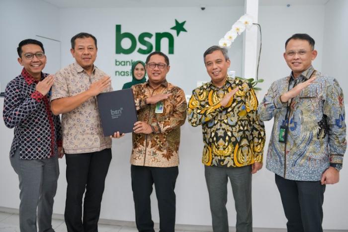 BSN diharapkan dapat menjawab kebutuhan masyarakat atas layanan syariah yang modern, cepat dan mudah.