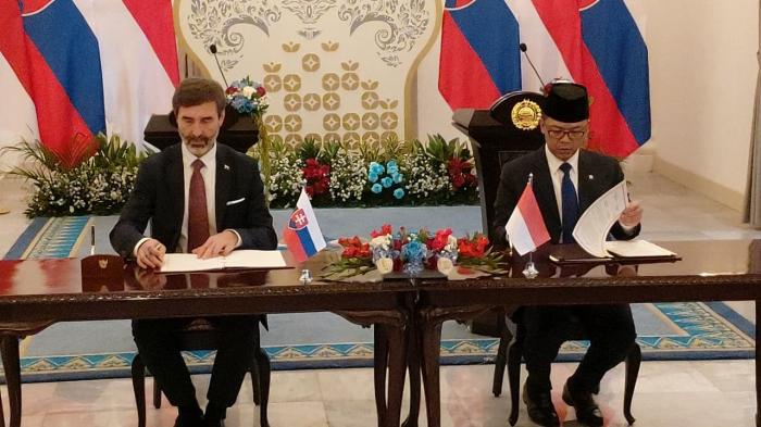 Indonesia-Slovakia Sepakat Terapkan Bebas Visa Bagi Pemegang Paspor  Diplomatik dan Kedinasan