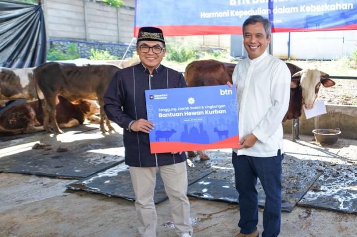 BTN menyalurkan 1.605 ekor hewan kurban ke berbagai wilayah di Indonesia.