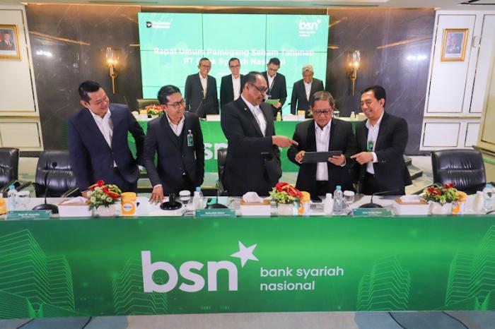 RUPST Bank BSN menyetujui penguatan pengurus dengan mengangkat Maqin U. Norhadi sebagai Direktur Commercial & Corporate Banking Perseroan