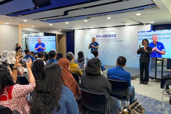 Program UMKM BERDAYA merupakan penerjemahan konkret dari Astra Sustainability Aspirations, khususnya pada pilar kewirausahaan