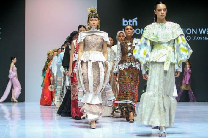 Indonesia Fashion Week telah berkembang menjadi lebih dari sekadar panggung kreativitas.