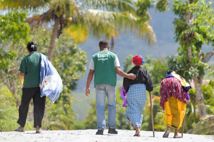 BSN menunjukkan kepeduliannya terhadap masyarakat terdampak gempa bumi di Kabupaten Nagekeo, Nusa Tenggara Timur (NTT)
