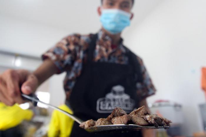 Saat ini usaha waralaba kuliner mulai bergeliat di tengah situasi pandemi Covid-19.