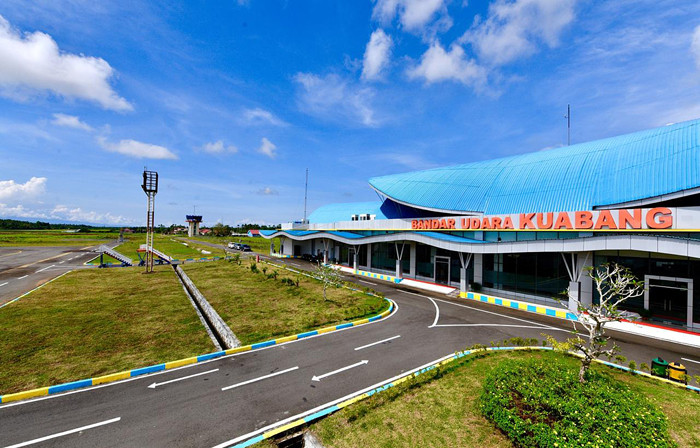 Suasana Terminal Bandar Udara Kuabang, Halmahera Utara, Maluku Utara, Rabu (24/3/2021).