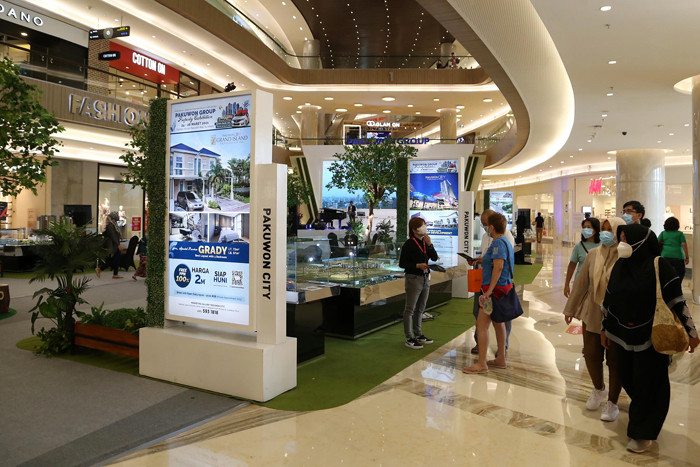 Pakuwon Group Property Expo di Pakuwon Mall Surabaya, Jawa Timur, Rabu (24/3/2021).