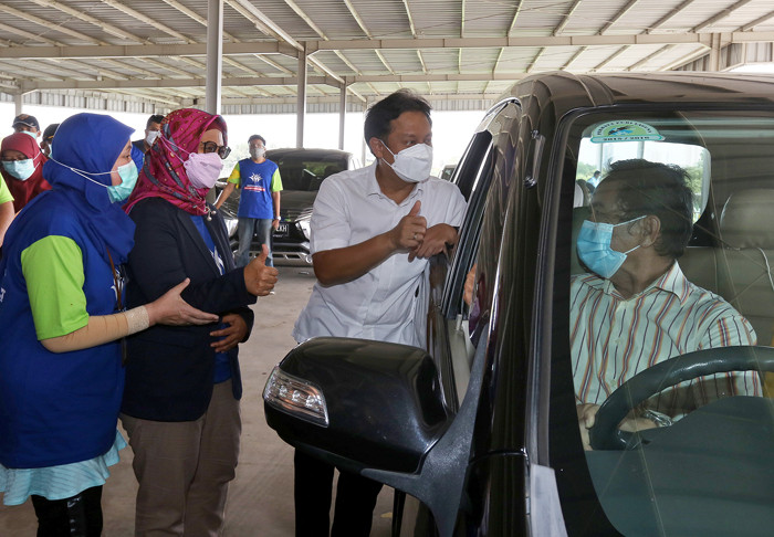 Peresmian Sentra Vaksinasi Indonesia Bangkit di RSUI, Depok, Jawa Barat, Kamis (25/3/2021).
