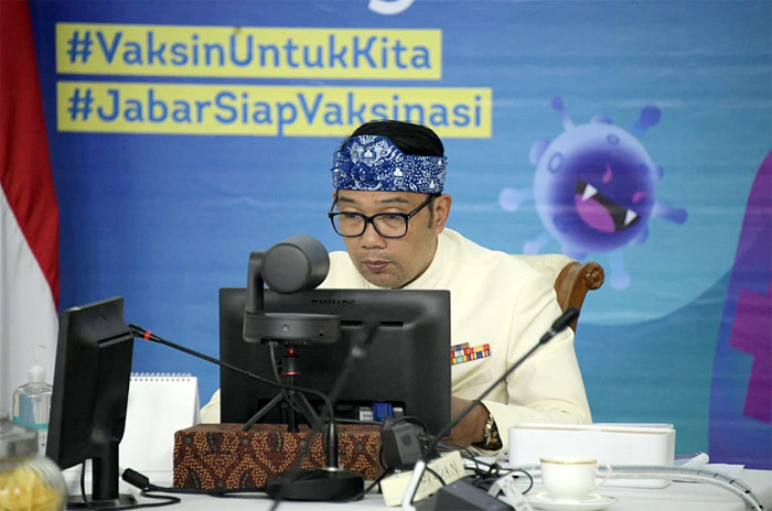 Gubernur Jawa Barat Ridwan Kamil meresmikan Portal Ekosistem Data Jabar (EDJ) secara virtual di Gedung Pakuan, Jawa Barat, Kamis (25/3/2021).