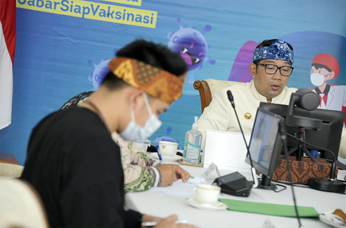 Gubernur Jawa Barat Ridwan Kamil meresmikan Portal Ekosistem Data Jabar (EDJ) secara virtual di Gedung Pakuan, Jawa Barat, Kamis (25/3/2021).