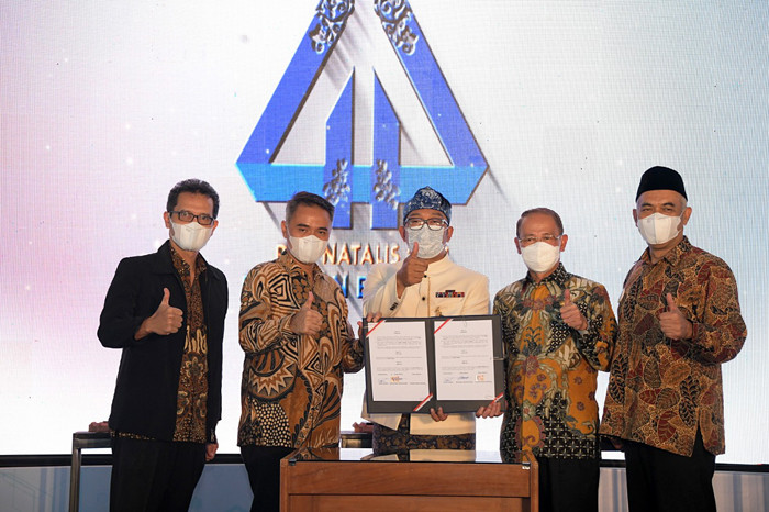 Kampus 2 Polman rencananya akan dibangun di Kabupaten Majalengka dengan luas 14 hektar, tepatnya di Desa Jatipamor, Kecamatan Panyingkiran.