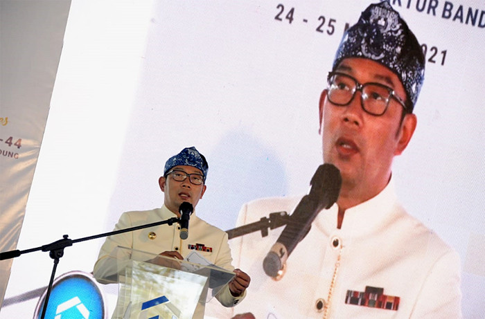 Kampus 2 Polman rencananya akan dibangun di Kabupaten Majalengka dengan luas 14 hektar, tepatnya di Desa Jatipamor, Kecamatan Panyingkiran.