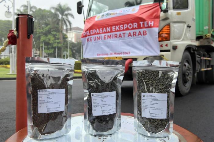 Khusus produk teh, kontribusi Jabar terhadap total produksi teh nasional sebesar 69,15 persen.