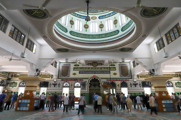 Pemerintah Provinsi DKI Jakarta mengizinkan warga Ibu Kota untuk melaksanakan shalat tarawih secara berjemaah selama bulan Ramadhan nanti.
