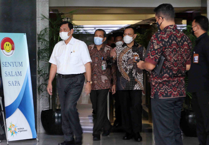 Menko Marves Luhut Binsar Pandjaitan menghadiri peluncuran Aksi Pencegahan Korupsi Stranas PK 2021-2022 di Gedung Merah Putih KPK, Jakarta, Selasa (13/4/2021).