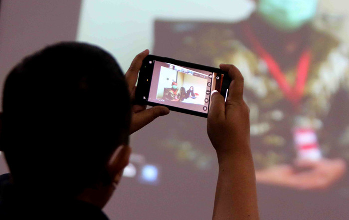 Mantan Menteri Kelautan dan Perikanan (KKP) Edhy Prabowo menjalani sidang perdana di Pengadilan Tipikor secara online di Jakarta, Kamis (15/4/2021).