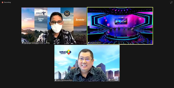 Webinar yang diselenggarakan gratis ini diikuti ribuan peserta dari berbagai kalangan.
