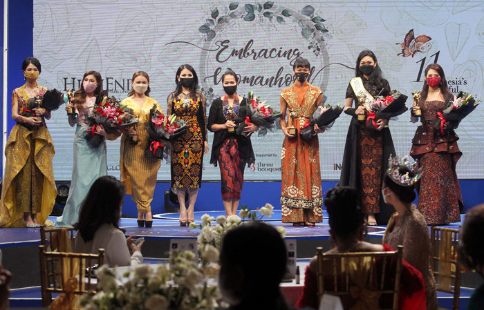 Penghargaan ini memberikan apresiasi kepada 21 perempuan cantik Indonesia dari berbagai bidang dan prestasi.