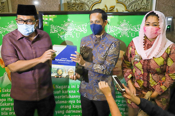 Menteri Pendidikan dan Kebudayaan (Mendikbud) Nadiem Makarim saat mendatangi kantor Pengurus Besar Nahdlatul Ulama (PBNU) di Jakarta, (22/4/2021).