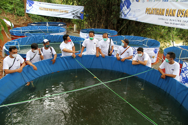 Acara Pelatihan dan Usaha Ikan Nila, sekaligus Launching program #Ayo Bangkit di Kecamatan Sereal, Bogor, Jawa Barat, Minggu (25/4/2021).