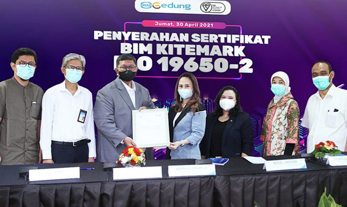 WEGE berhasil menjadi yang pertama dan satu-satunya yang meraih Sertifikasi 19650-1:2018 BSI Kitemark dan ISO 19650-2:2018 BSI Kitemark dari PT BSI.