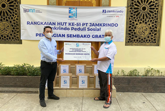 Kegiatan Safari Ramadan dilakukan melalui pembagian 5.100 paket sembako untuk masyarakat dan santunan untuk 1.000 anak yatim piatu.