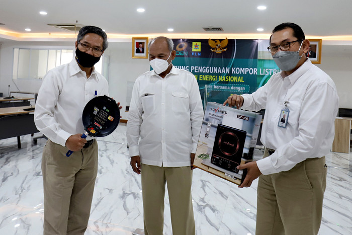 PLN mengapresiasi penggunaan kompor induksi di lingkungan Sekretariat Jenderal Dewan Energi Nasional (Setjen DEN).