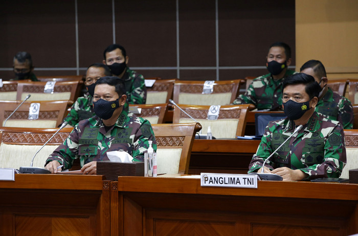 Rapat kerja membahas peristiwa KRI Nanggala 402 di Kompleks Parlemen, Senayan, Jakarta, Kamis (6/5/2021).