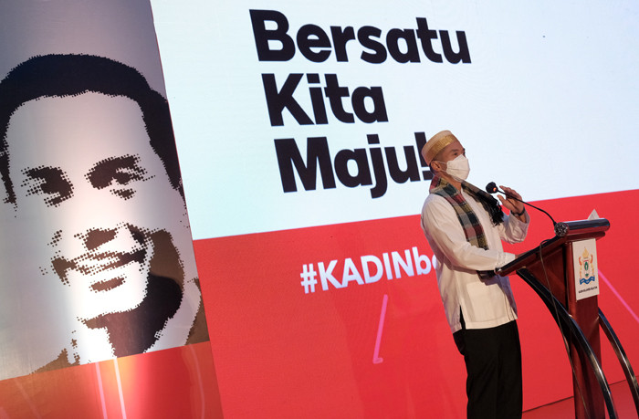 Calon Ketua Umum Kamar Dagang Indonesia (Kadin) Anindya Bakrie melakukan kunjungan silaturahmi ke Kota Makassar, Sulawesi Selatan, Minggu (9/5/2021).