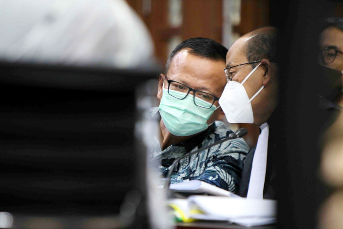 Terdakwa mantan Menteri Kelautan dan Perikanan Edhy Prabowo mengikuti sidang lanjutan di Pengadilan Tipikor, Jakarta, Selasa (11/5/2021).