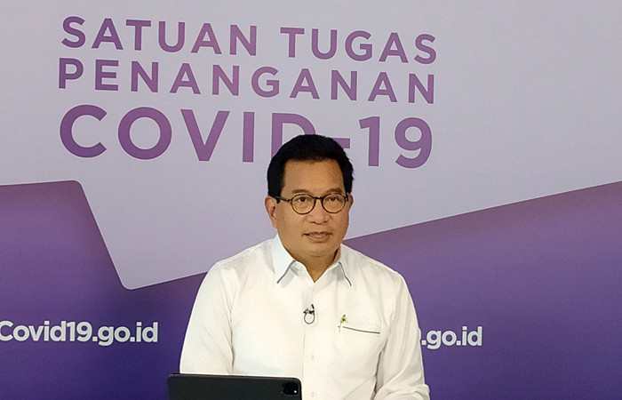Juru Bicara Satgas Penanganan Covid-19 Wiku Adisasmito memberikan keterangan pers Perkembangan Penanganan Covid-19 di Graha BNPB, Selasa (18/5/2021).