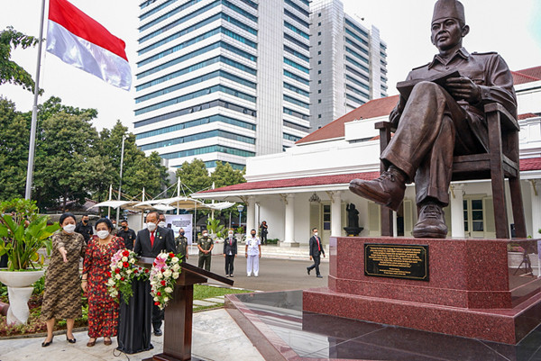 Peresmian Monumen Bung Karno di kantor Lembaga Ketahanan Nasional (Lemhanas), Jakarta. Kamis (20/5/2021).