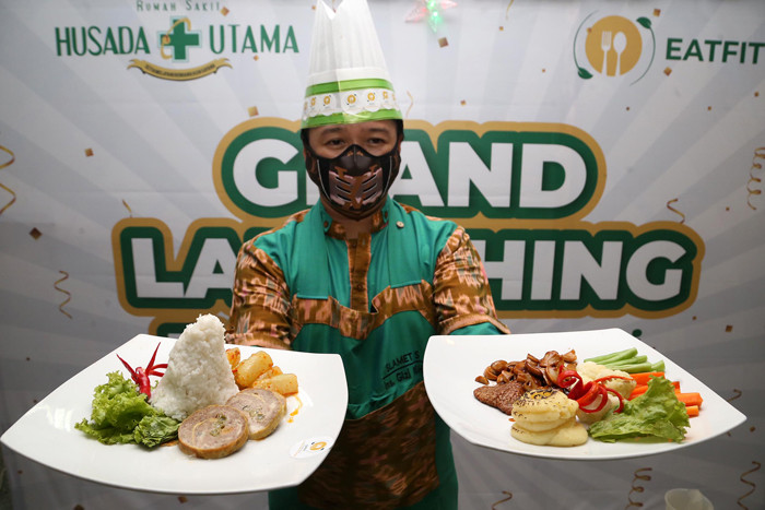Grand Lauching Eatfit Catering Diet Sehat di RS Husada Utama Surabaya, Jawa Timur, Jumat (21/5/2021).