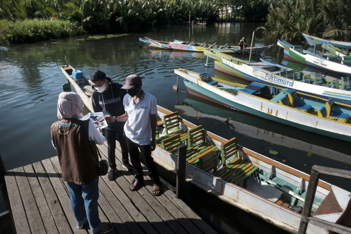 Kader Jaminan Kesehatan Nasional â€“ Kartu Indonesia Sehat memberikan sosialisasi layanan berbasis Digital di Kabupaten Maros, Rabu (26/5/2021).