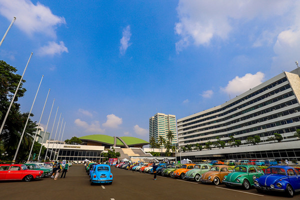 Sosialisasi 4 Pilar MPR RI dalam acara syukuran HUT ke-39 Volkswagen Beetle Club Indonesia (VBCI) di Kompleks Parlemen Senayan, Jakarta, Minggu (6/6/2021).