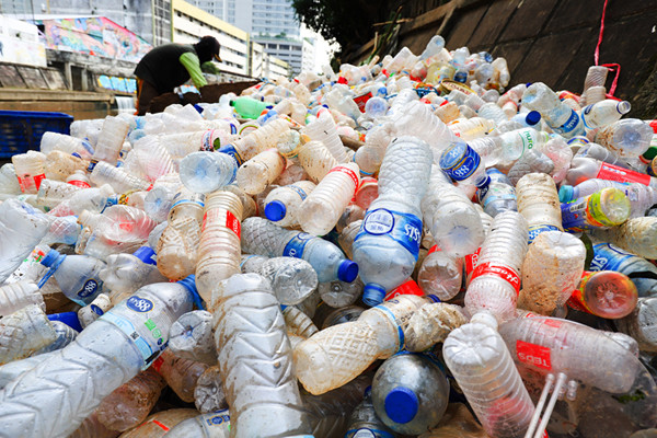 Dunia Hasilkan 57 Juta Ton Polusi Plastik per Tahun. (Foto: MNC Media)