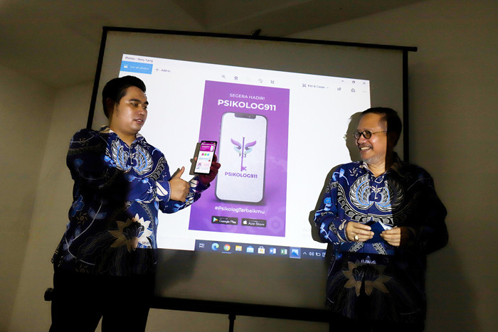 Aplikasi Psikolog 911 adalah mobile solution kekinian yang cocok bagi masyarakat yang masih malu bertemu dengan psikolog profesional.