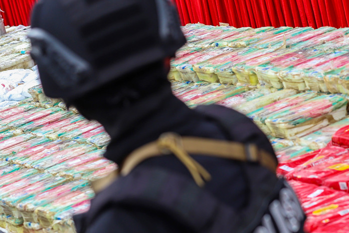 Barang bukti narkoba jenis sabu sebanyak 1,1 ton jaringan Timur Tengah di Polda Metro Jaya, Jakarta, Senin (14/6/2021).