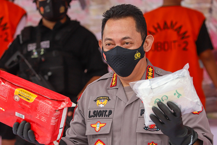 Barang bukti narkoba jenis sabu sebanyak 1,1 ton jaringan Timur Tengah di Polda Metro Jaya, Jakarta, Senin (14/6/2021).