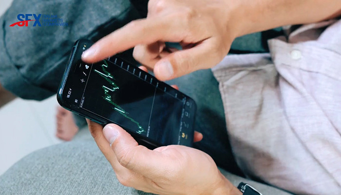Trading forex online belakangan merupakan salah satu investasi yang digandrungi oleh kalangan muda.