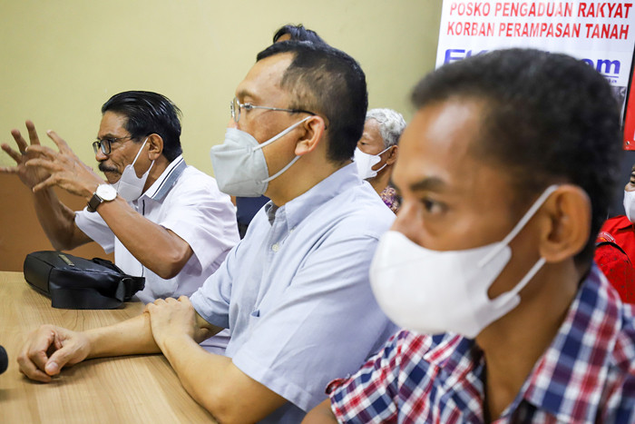Relawan Jokowi dan relawan Bejo mengadu ke Forum Korban Mafia Tanah Indonesia (FKMTI) di Jakarta, Rabu (16/6/2021).