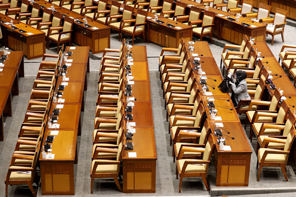 Rapat paripurna masa persidangan V tahun sidang 2020-2021 di Kompleks Parlemen MPR/DPR-DPD, Senayan, Jakarta, Selasa (22/6/2021).