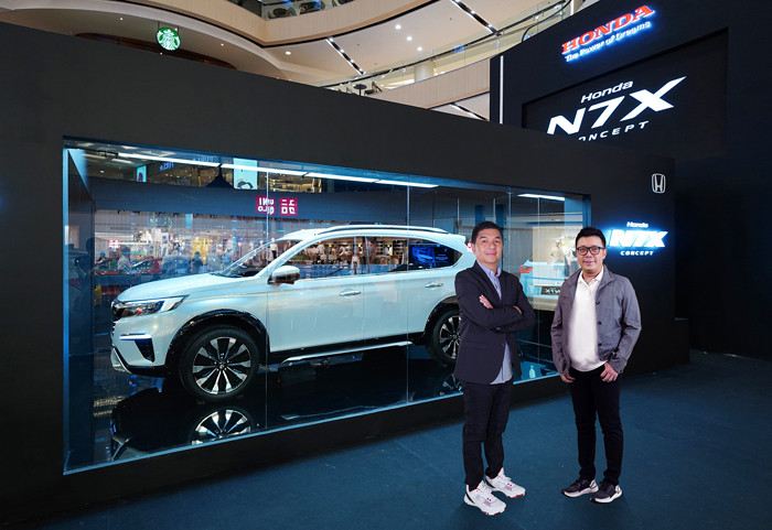 Honda N7X Concept dalam roadshow Honda N7X Concept yang digelar secara virtual di Surabaya, Jawa Timur, Jumat (25/6/2021).