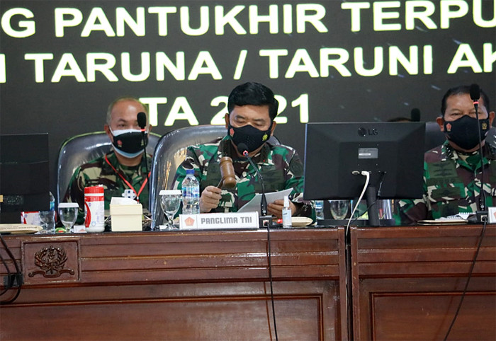 Sidang Pantukhir terpusat penerimaan Taruna dan Taruni Akademi TNI TA 2021 di Gedung Lily Rochli, Akademi Militer, Magelang, Jawa Tengah, Rabu (28/7/2021).