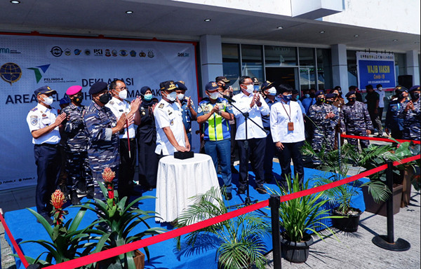 PT Pelindo IV menggelar vaksinasi massal dengan menargetkan 3.000 orang yang akan divaksin di Pelabuhan Soekarno-Hatta, Makassar, Rabu, (28/7/2021).