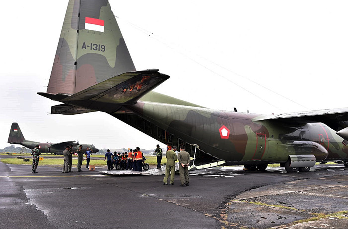 Panglima TNI Marsekal TNI Hadi Tjahjanto memerintahkan untuk mengirimkan bantuan Alat Kesehatan dari Yayasan Budha Tzu Chi Indonesia.