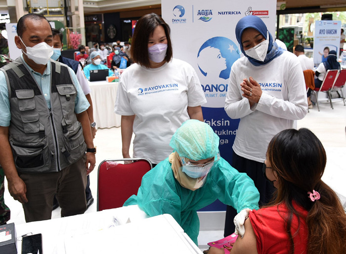 Mini Sentra Danone Vaccine Center di Green Sedayu Mall, Jakarta Barat, Sabtu (14/8/2021).