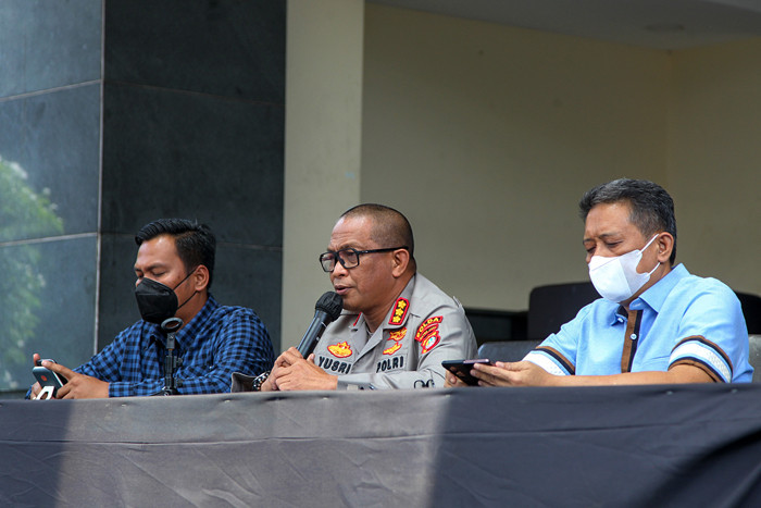 Keterangan pers kasus hukum Jerinx di Polda Metro Jaya, Jakarta Selatan, Sabtu (14/8/2021).