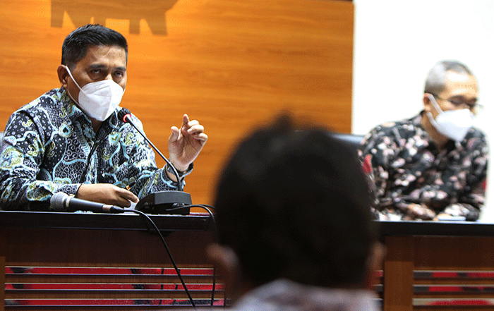 Keterangan pers tentang Capaian Kinerja bidang Penindakan selama semester I/2021 di gedung KPK, Jakarta, Selasa (24/8/2021).