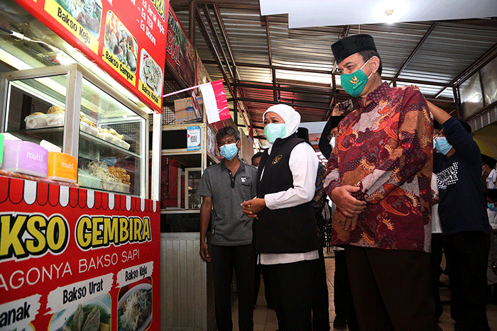 Peluncuran dan penyerahan simbolis bantuan program 